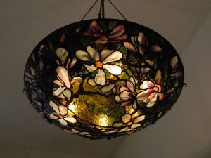 Magnolia hanging dome lamp | 22” diameter