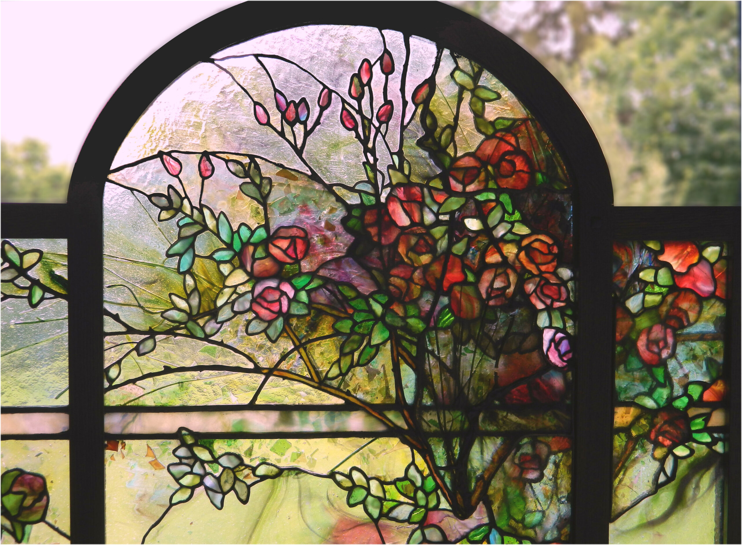 3 panel screen - wild roses detail | © Stelz Studios